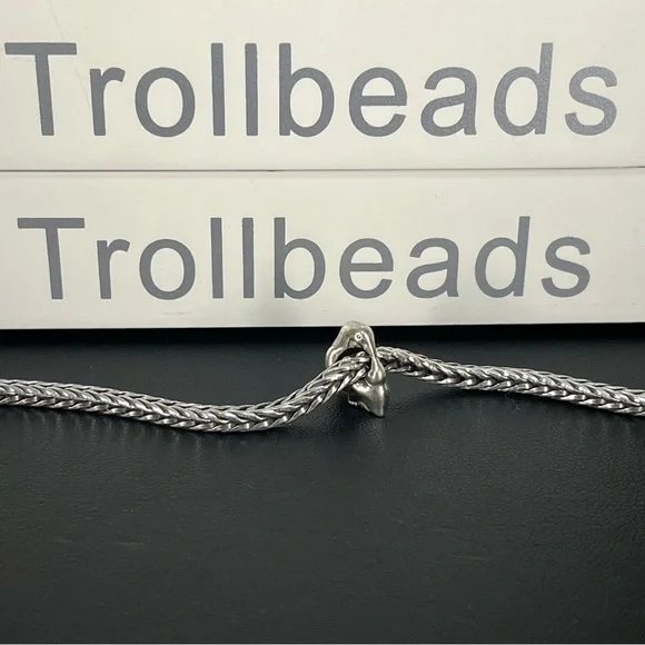 Trollbeads Retired Penguin & Baby Bead- 11283 - Picture 2 of 9